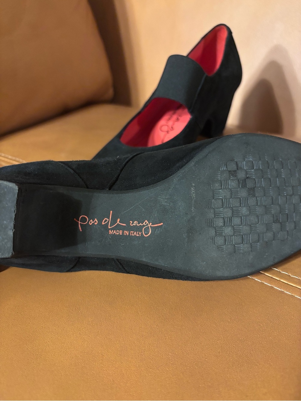 Classic Black Suede Mary Jane-Inspired Pas De Rouge Pumps - Picture 5 of 10